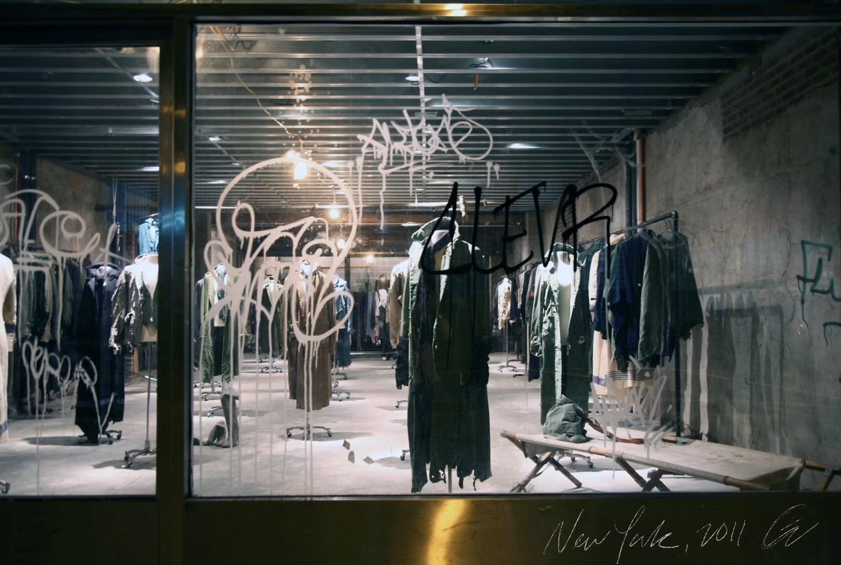 GREG LAUREN – Greg Lauren